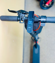 Load image into Gallery viewer, Royalty Metro Electric Scooter