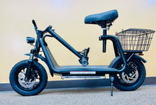 Load image into Gallery viewer, Royalty Chill-X Electric Scooter